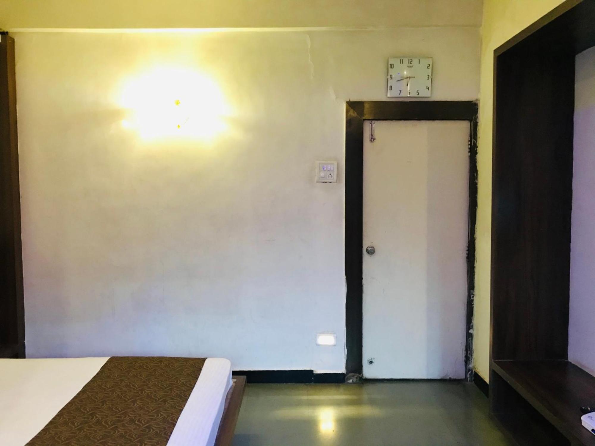 Liva Rooms Nashik Εξωτερικό φωτογραφία